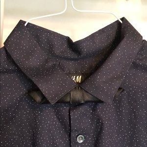 H&M: NWT button up with bow tie